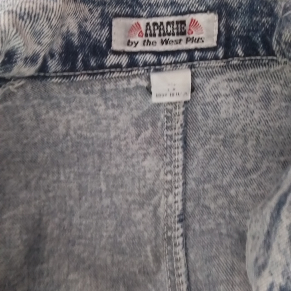 VINTAGE APACHE BY THE WEST PLUS ACID WASHED JEAN JACKET, MEDIUM - Picture 9 of 9